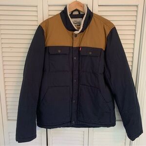Levi’s Men’s Woodsman Sherpa Collar Puffer Jacket Medium Navy Khaki Arctic Cloth